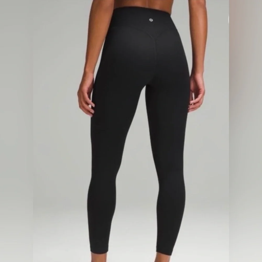 NWOT New LULULEMON Breezethrough High-rise Leggings - Picture 2 of 6